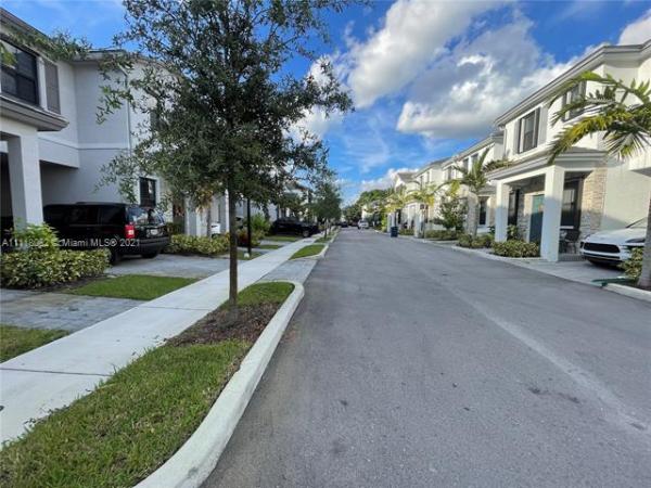 The Edge On 15th By Lennar, 2837 SW 17th Ave, Fort Lauderdale, Florida 33315, image 1