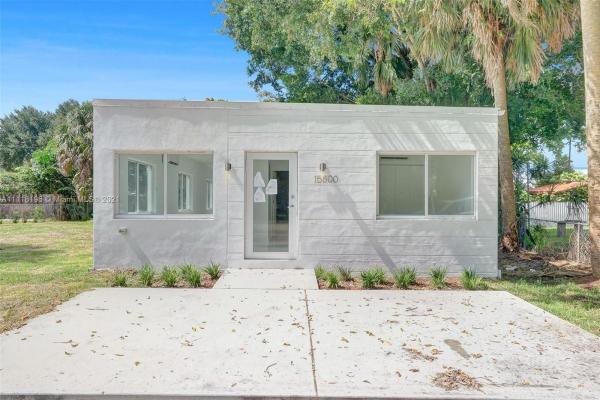 Venetian Gardens, 15800 NW 37th Ave, Miami Gardens, Florida 33054, image 1