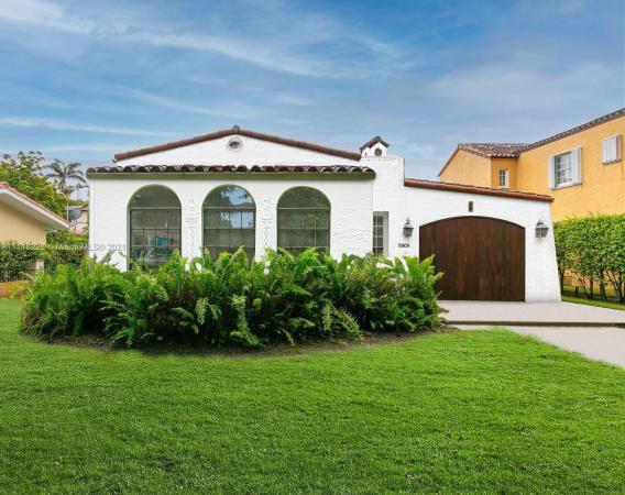 2806 Columbus Blvd, Coral Gables, Florida 33134, image 2
