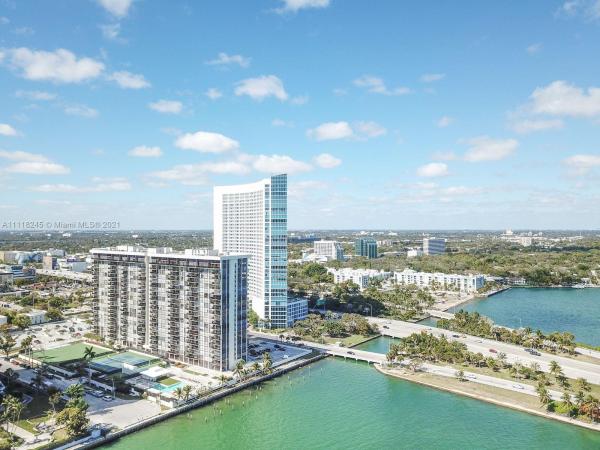 Charter Club, 600 NE 36th St #T23, Miami, Florida 33137, image 2