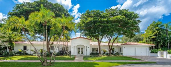 Coral Gables Country Club, 2412 Country Club Prado, Coral Gables, Florida 33134, image 2