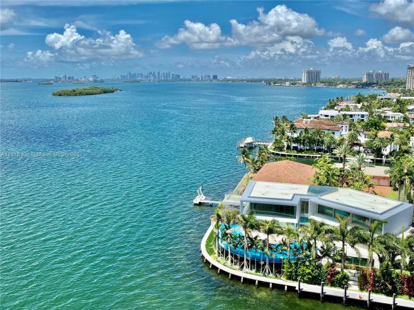 Majorca Towers, 11930 N Bayshore Dr #1406, North Miami, Florida 33181, image 2