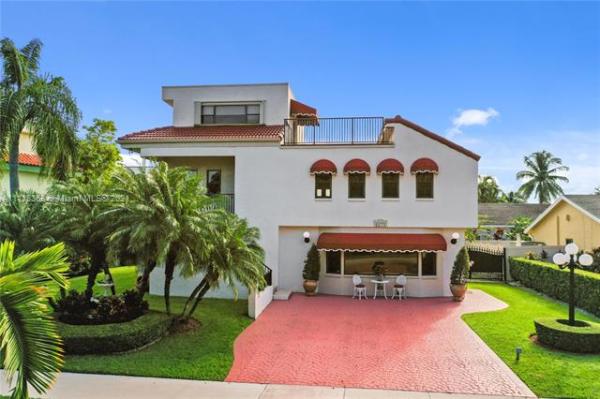 Poinciana South, 15771 SW 142nd Ave, Richmond West, Florida 33177, image 2