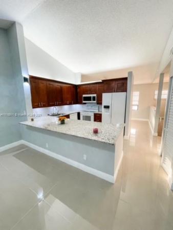 Liberty Square, 108 Liberty Ct, Deerfield Beach, Florida 33442, image 2