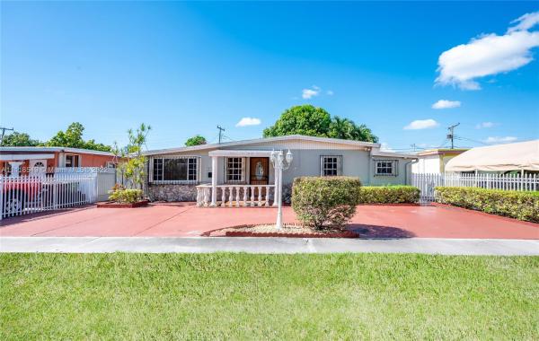 Carole Anne Park, 250 W 38th St, Hialeah, Florida 33012, image 1
