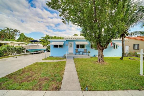 Greenwood Terrace, 5975 NW 39th St, Virginia Gardens, Florida 33166, image 2