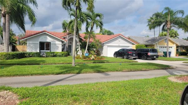 Limewood Grove, 14631 SW 162nd St, Richmond West, Florida 33177, image 2