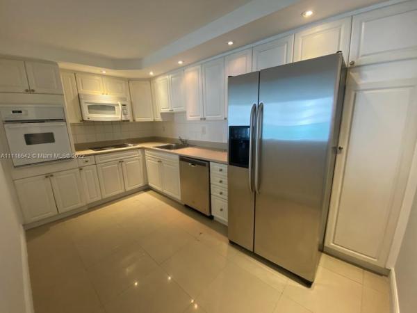 Oceanview A, 19390 Collins Ave #526, Sunny Isles Beach, Florida 33160, image 1
