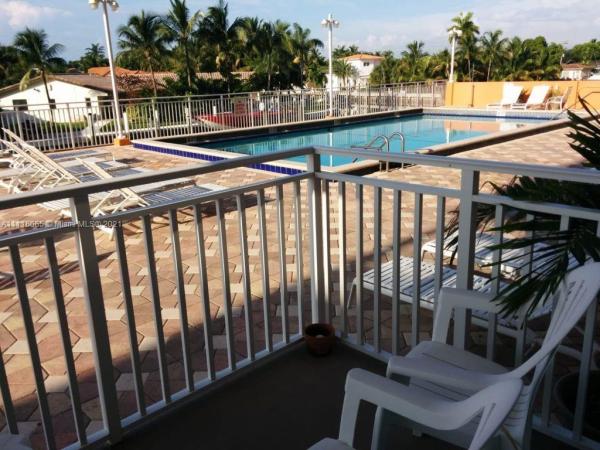Waterside Towers, North Miami, Florida 33181, image 1