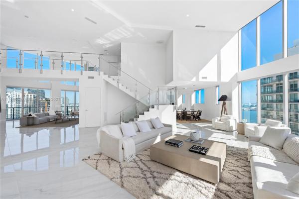Brickell House, 1300 Brickell Bay Dr #4401, Miami, Florida 33131, image 2