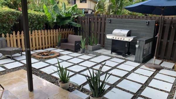 Woodgate East, 12737 SW 68th Ter #12737, Kendale Lakes, Florida 33183, image 2