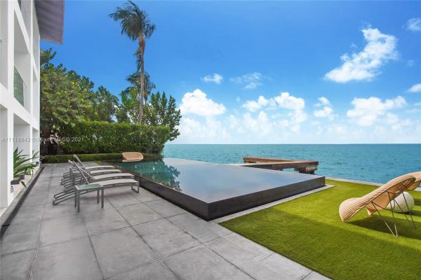 Mashta Point, 750 S Mashta Dr, Key Biscayne, Florida 33149, image 2
