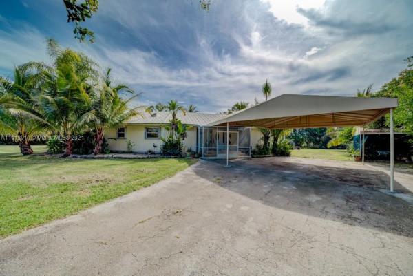 Redland No HOA, 19490 SW 334th St, Redland, Florida 33034, image 2