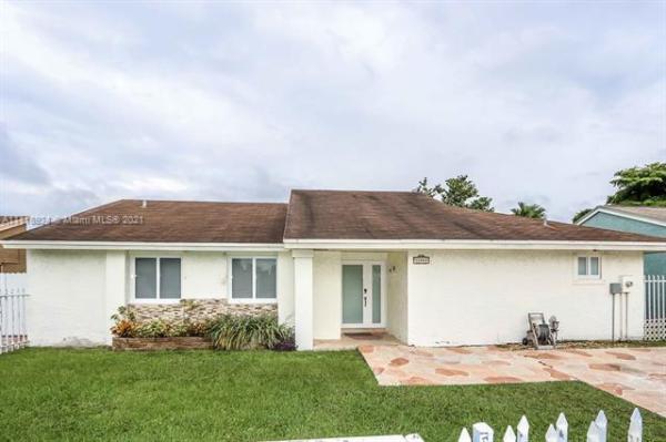 Oak Park, 12261 SW 207th Ter, South Miami Heights, Florida 33177, image 2