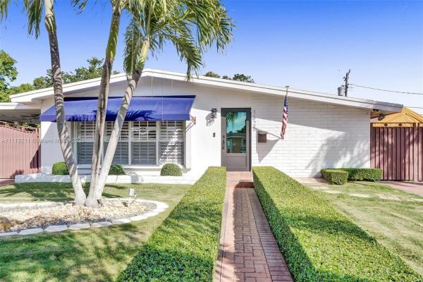 Coral Park Estates, 1625 SW 87th Pl, Westchester, Florida 33165, image 2