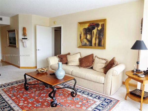 Harbor Tower At The Waterways, 3598 Yacht Club Dr #604, Aventura, Florida 33180, image 2
