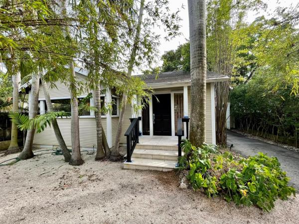 Rhodes, 3026 Aviation Ave, Miami, Florida 33133, image 1