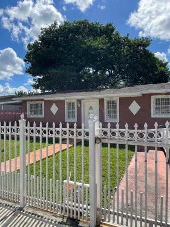 Venetian Gardens, 3720 NW 161st St, Miami Gardens, Florida 33054, image 2