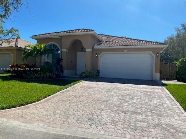 Karenero Falls, 9128 SW 161st Ter, Palmetto Bay, Florida 33157, image 1