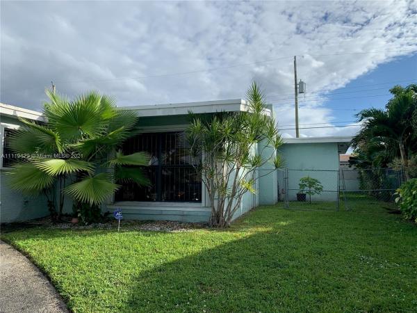 Sierra Mirada, 1040 NW 199th St, Miami Gardens, Florida 33169, image 2