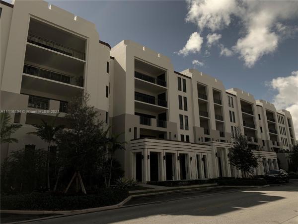 Biltmore Parc, 718 Valencia Ave #204, Coral Gables, Florida 33134, image 2