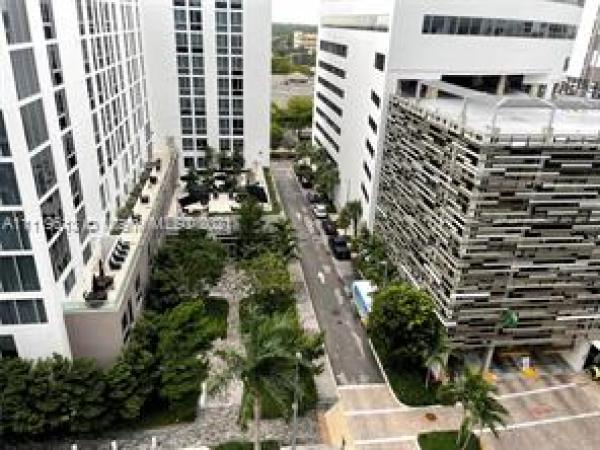 Aventura Parksquare Residences, 2960 NE 207th St #904, Aventura, Florida 33180, image 2