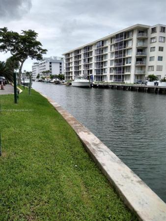 Cricket Club, 1800 NE 114th St #602, Westview, Florida 33181, image 1