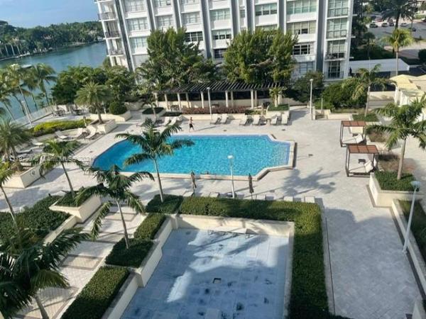 5600 Collins, 5600 Collins Ave #6T, Miami Beach, Florida 33140, image 2