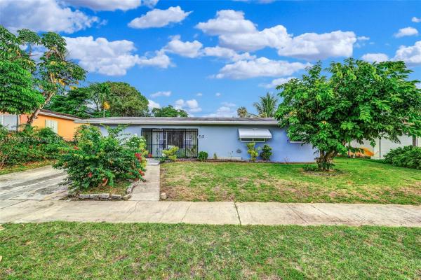 Norwood, 751 NW 187th Dr, Miami Gardens, Florida 33169, image 2