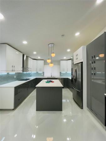 Plum At Boca Pointe, 6726 Via Regina, Boca Raton, Florida 33433, image 2