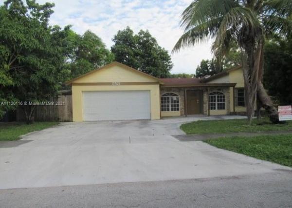 Country Lake Manors, 5921 NW 191st Ter, Country Club, Florida 33015, image 2
