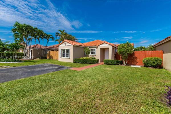 Deerwood Estates, 12963 SW 150th Ter, Three Lakes, Florida 33186, image 2