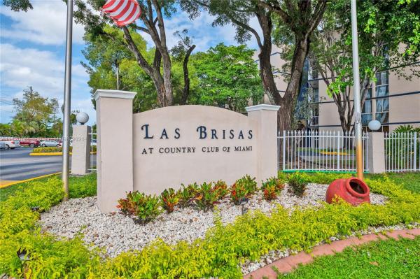 Las Brisas Country Club Of Miami, 7035 NW 186th St #D302, Country Club, Florida 33015, image 1