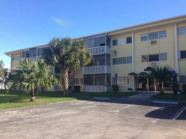 16701 NE 14th Ave #101, Unincorporated Dade County, Florida 33162, image 2