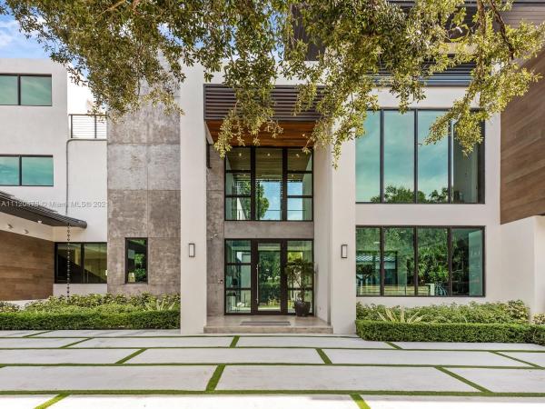 High Pines, 5470 Sunset Dr, Glenvar Heights, Florida 33143, image 2