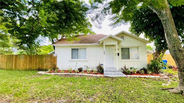 Hollywood Park, 2402 S Cleveland St, Hollywood, Florida 33020, image 2