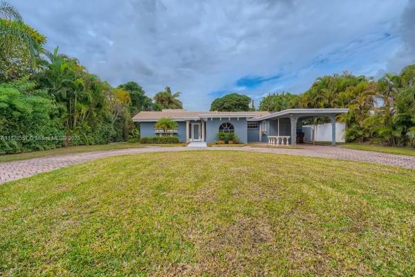 Fla Mango Grovelets, 7217 W Lake Dr, Lake Clarke Shores, Florida 33406, image 1