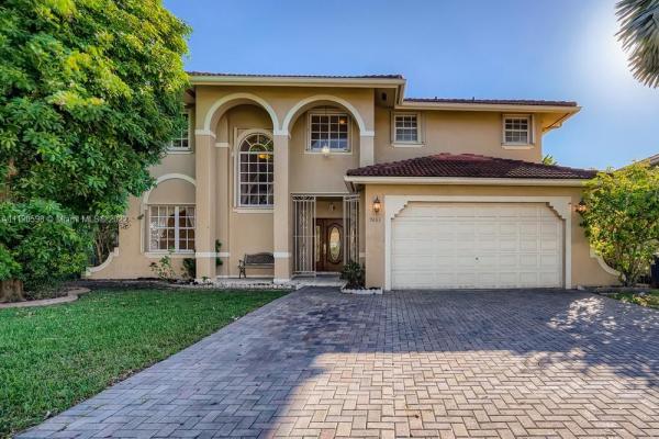 Garden Hills, 9663 SW 158th, The Hammocks, Florida 33196, image 2