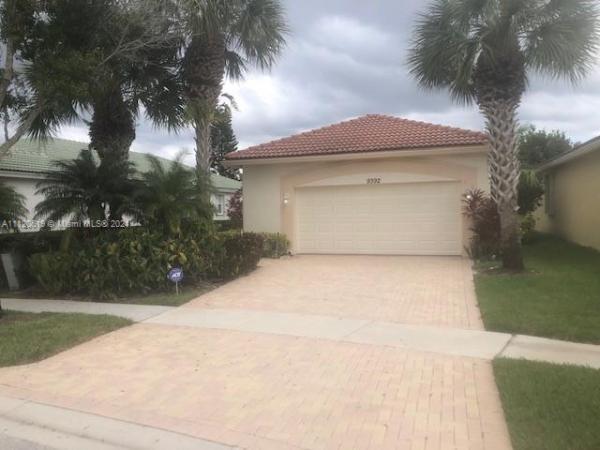 Sandpiper At Baywinds, 9392 Sandpiper Ln, West Palm Beach, Florida 33411, image 2