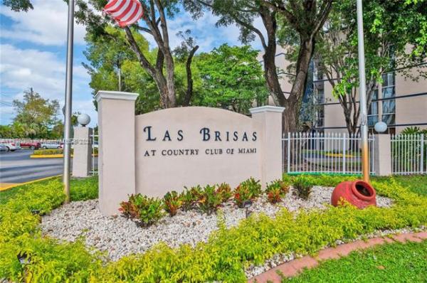 Las Brisas Country Club Of Miami, 7165 NW 186th St #A106, Country Club, Florida 33015, image 2