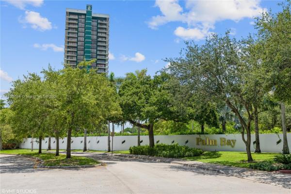 The Palm Bay Yacht Club, 780 NE 69th St #PH-6, Miami, Florida 33138, image 2