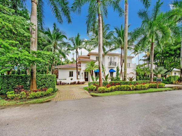 Victoria Villas, 5727 SW 82nd St, South Miami, Florida 33143, image 2