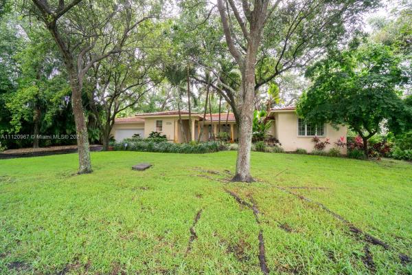 Riviera, 4423 Anderson Rd, Coral Gables, Florida 33146, image 2