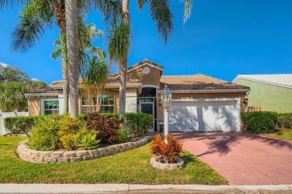 Siena Oaks, 10188 Balsa Way, Palm Beach Gardens, Florida 33410, image 2