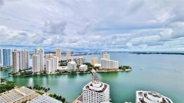 The Plaza On Brickell East, 950 Brickell Bay Dr #3910, Miami, Florida 33131, image 2