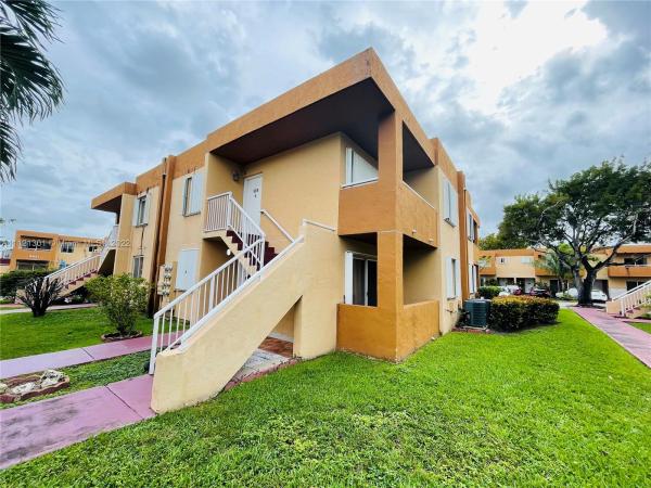 Lake Forest Park, 6220 SW 131st Ct #202, Kendale Lakes, Florida 33183, image 1