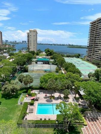 11111 Biscayne Blvd #4, Unincorporated Dade County, Florida 33181, image 2