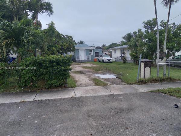 Garden City, 3640 NW 22nd Ct, Miami, Florida 33142, image 2