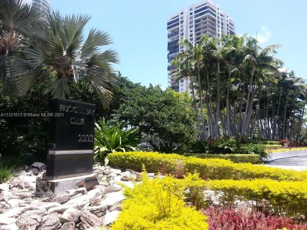 Brickell Bay Club, 2333 Brickell Ave #F, Miami, Florida 33129, image 1