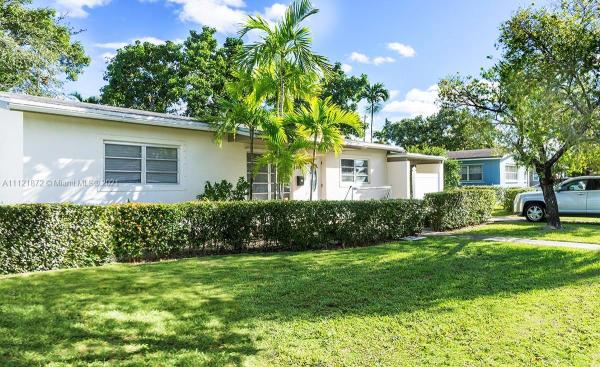 Cutler Ridge, 9310 Martinique Dr, Cutler Bay, Florida 33189, image 2